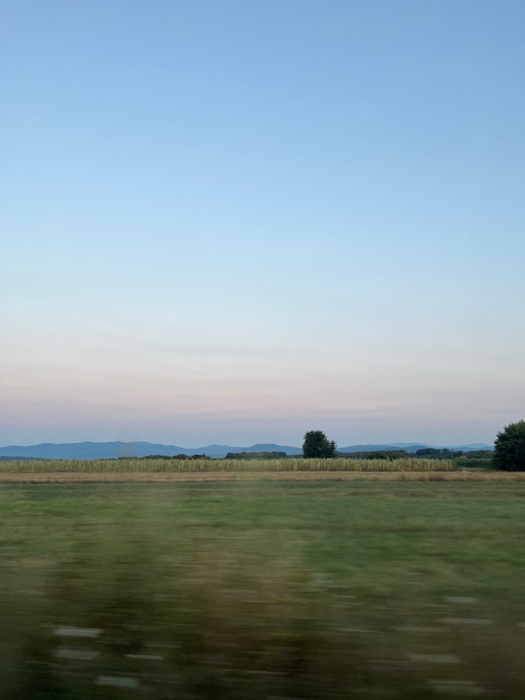 Kolumna: Nit u svemiru, letnji burnout &&nbsp;odmor